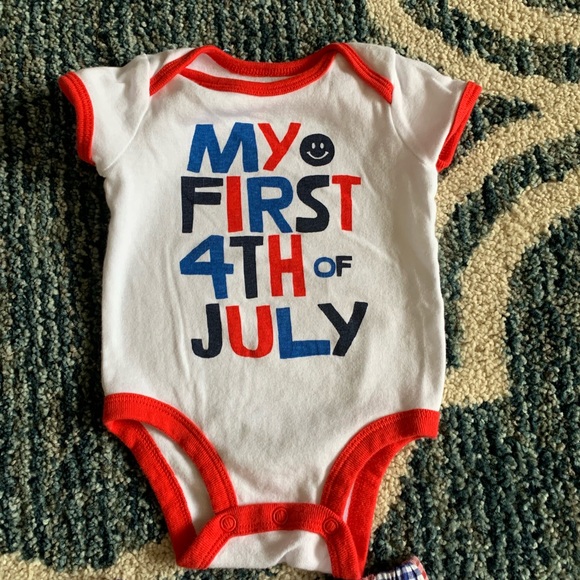 Like new July 4th outfit Carters 3 months - Picture 2 of 2